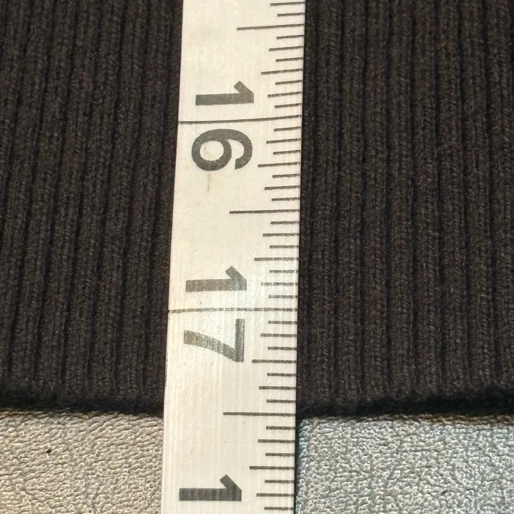 American Eagle Outfitters Black Ribbed Sweater w/ Faux Fur full zip. Size S - Image 10