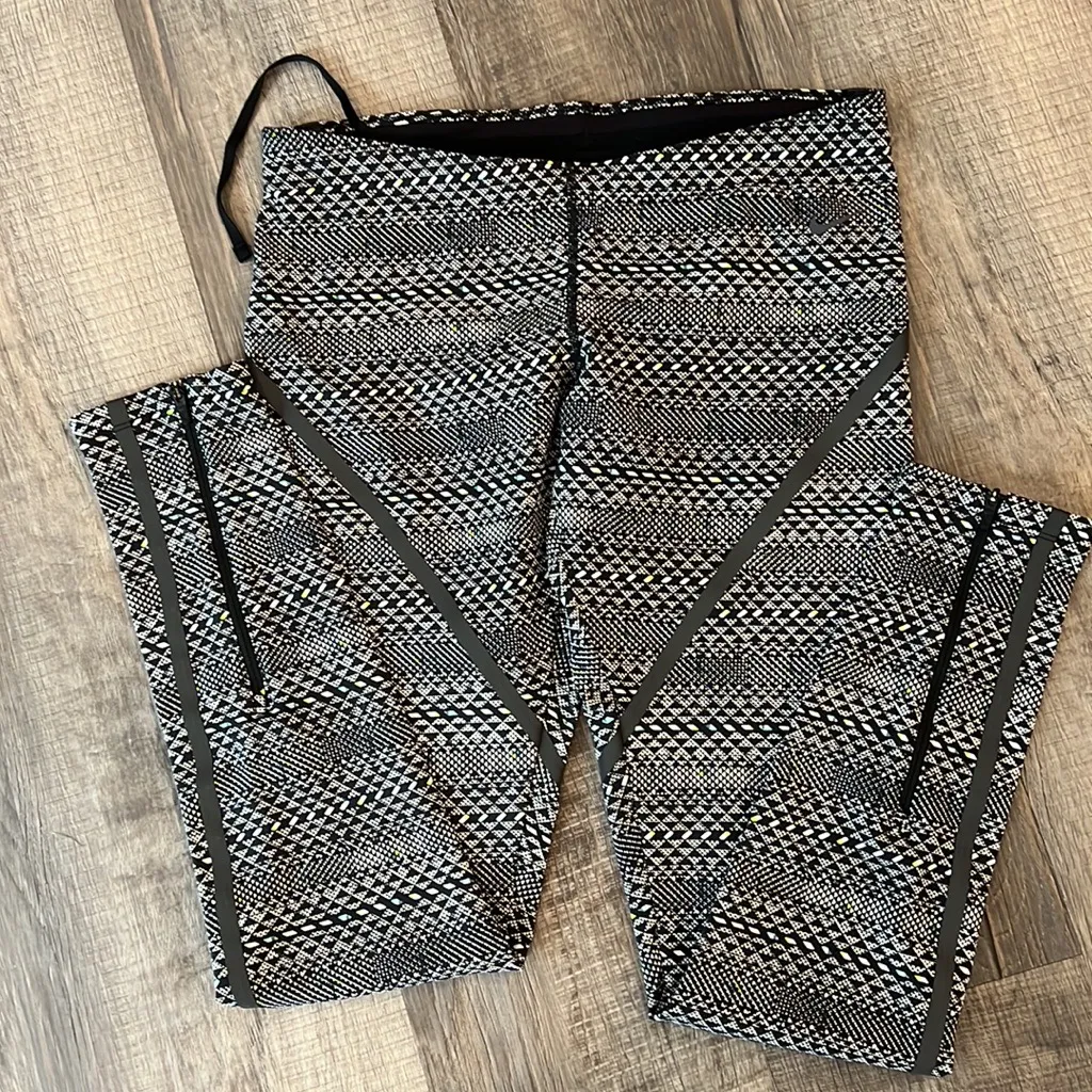 Nike  Dri-Fit Reflective Leggings - Image 2