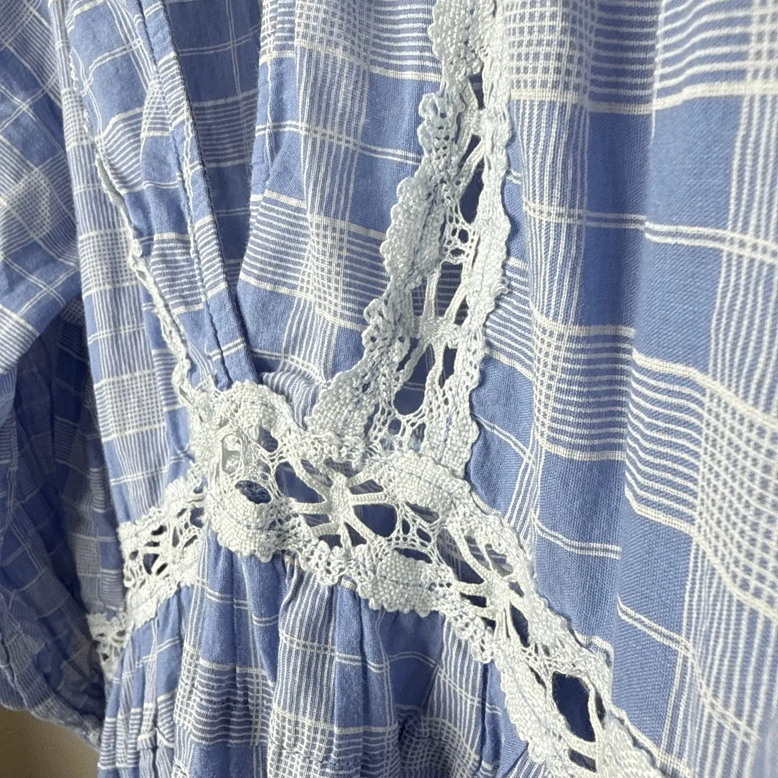 Free People‎ Time Out Top Crochet Plaid Babydoll Tunic Medium Blue White Boho - Image 5