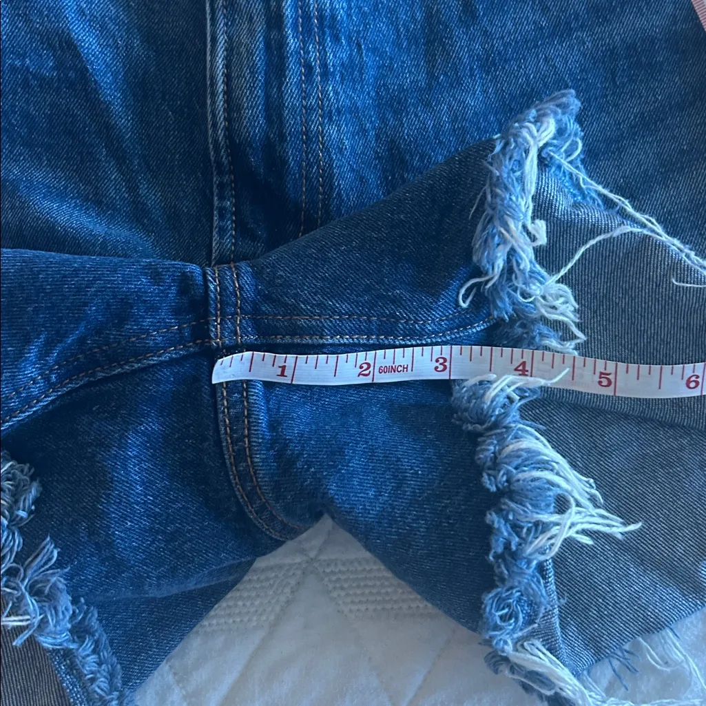 Abercrombie & Fitch The 4” Mom Short High Rise Jean Denim Shorts size 31/12 - Image 14