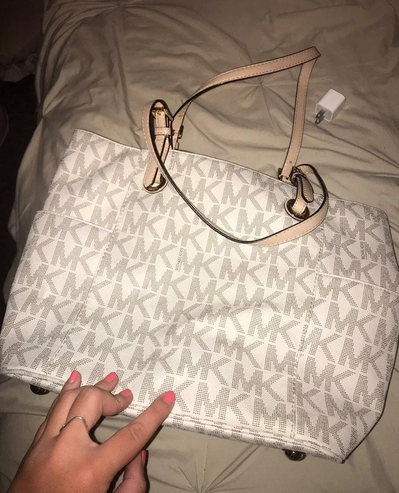 Michael Kors Mk Bag - Image 2