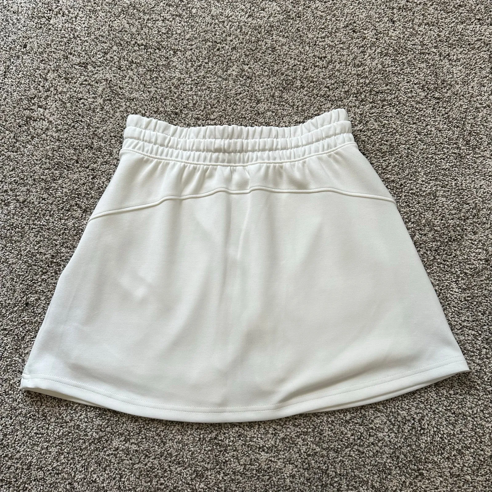 Rae Mode white mini tennis skort size S - Image 3