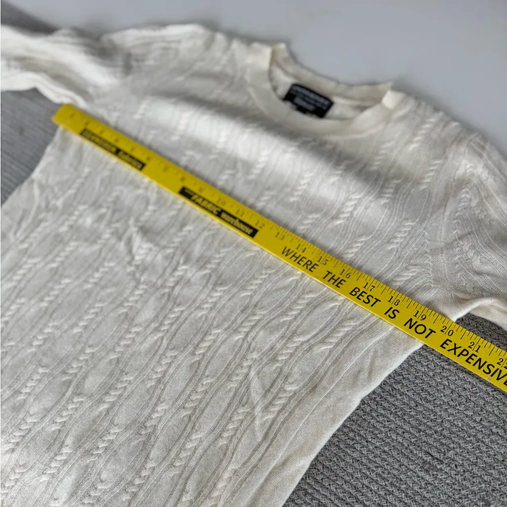 Banana Republic Filpucci Yarn Ivory Cream Cable knit Crewneck Sweater Sz M - Image 5
