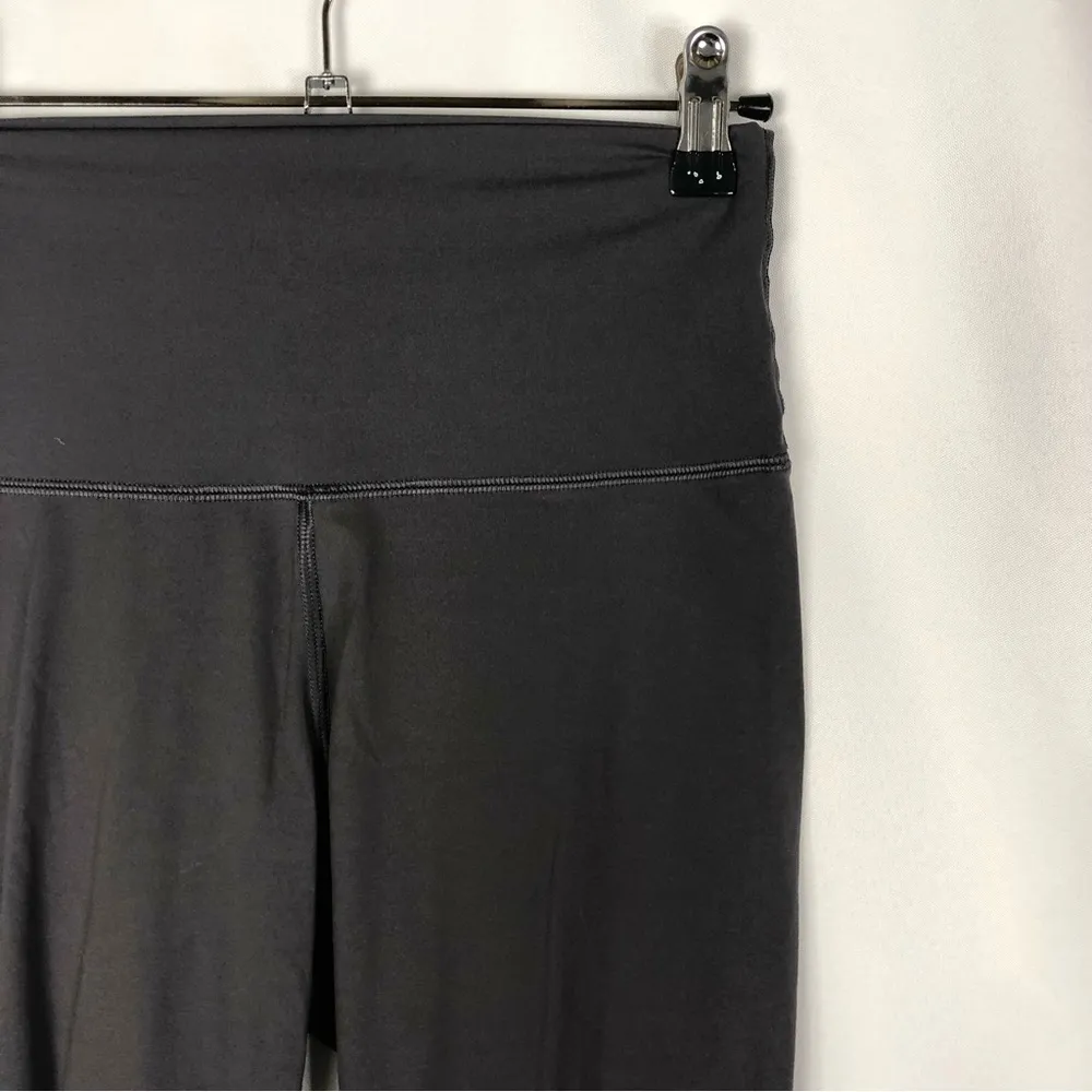 Everlane Renew Perform Dark Purple Athletic Leggings S - Image 4