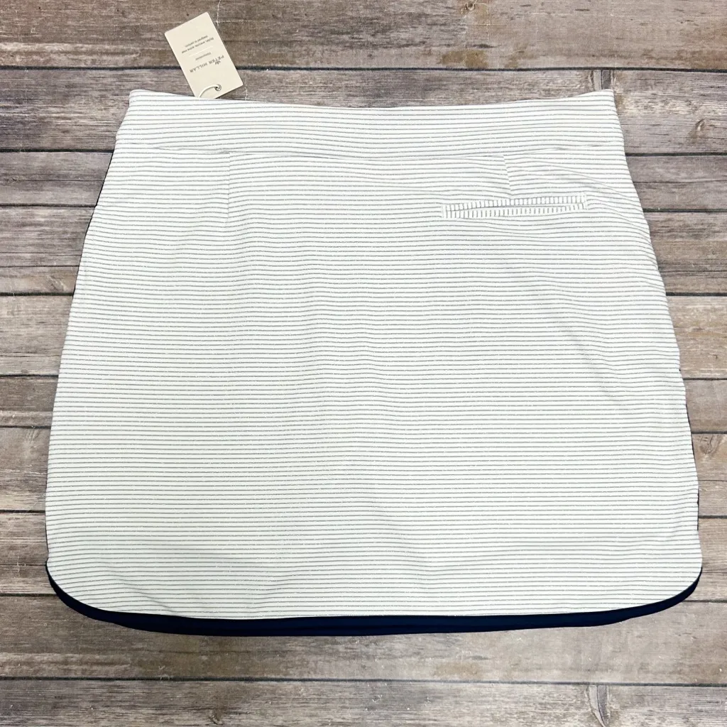 Peter Millar White Metallic Silver Stripe Navy Blue Trim Dolphin Hem Golf Skort - Image 5