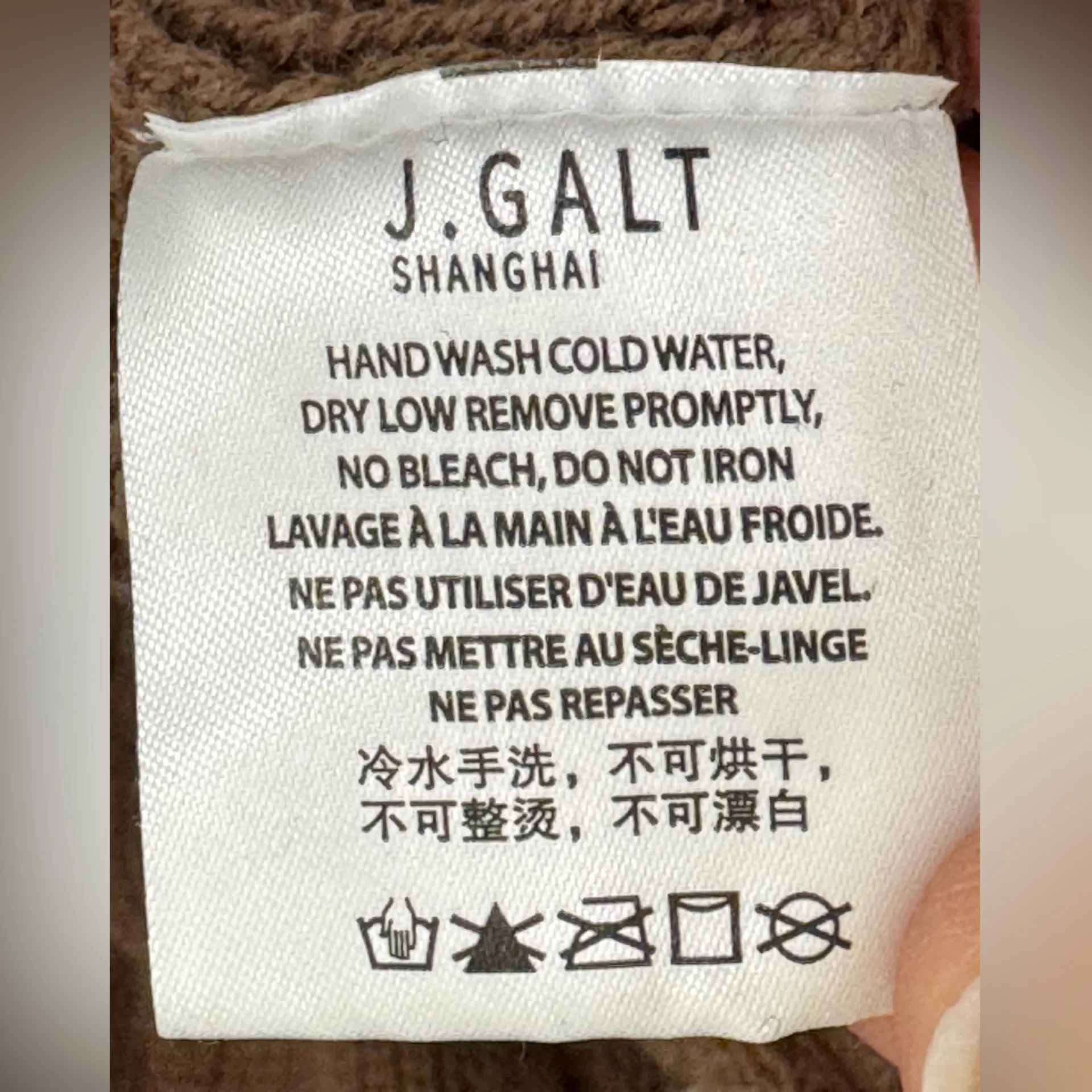 Brandy Melville Brown V-Neck Cable Knit Sweater - Image 6