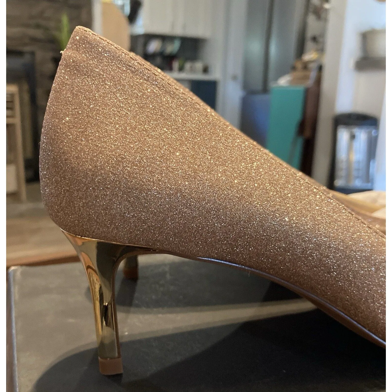 Banana Republic Madison Cat Heel Pump Gold Heel Blush Pink Sparkle Shimmer 8.5 - Image 4