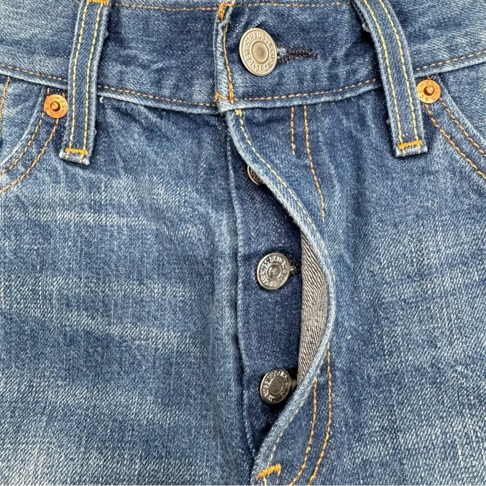 Levi’s 501 Button Fly Hi Rise Denim Short Shorts Distressed Frayed Daisy Dukes - Image 3