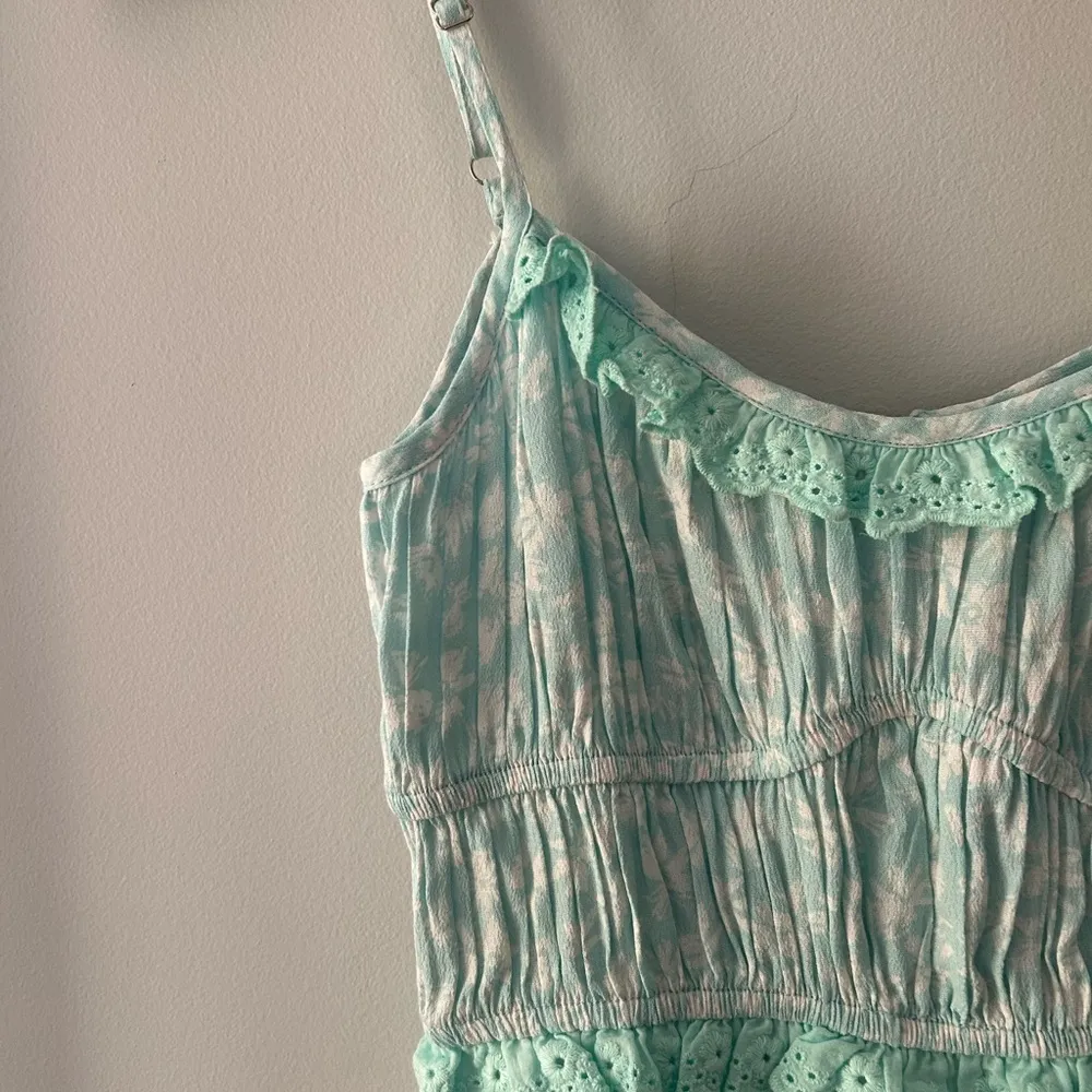 Sky to Moon Dainty Floral Ruffle Mini Dress Sz S White - Image 4