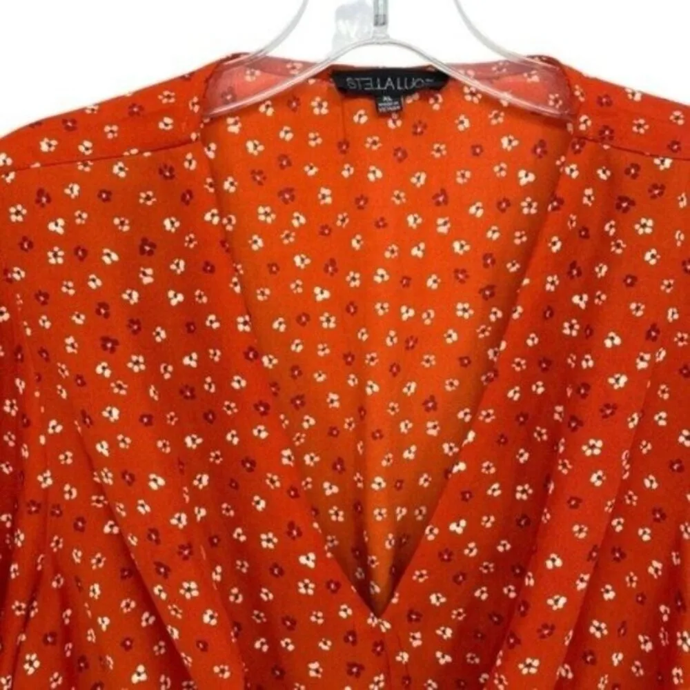 Stella Luce Floral Peplum Blouse - Image 3