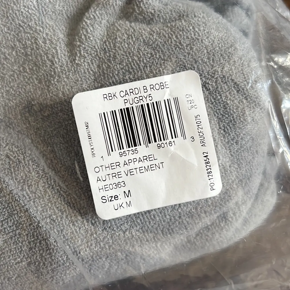 Reebok Cardi B Robe - Image 3