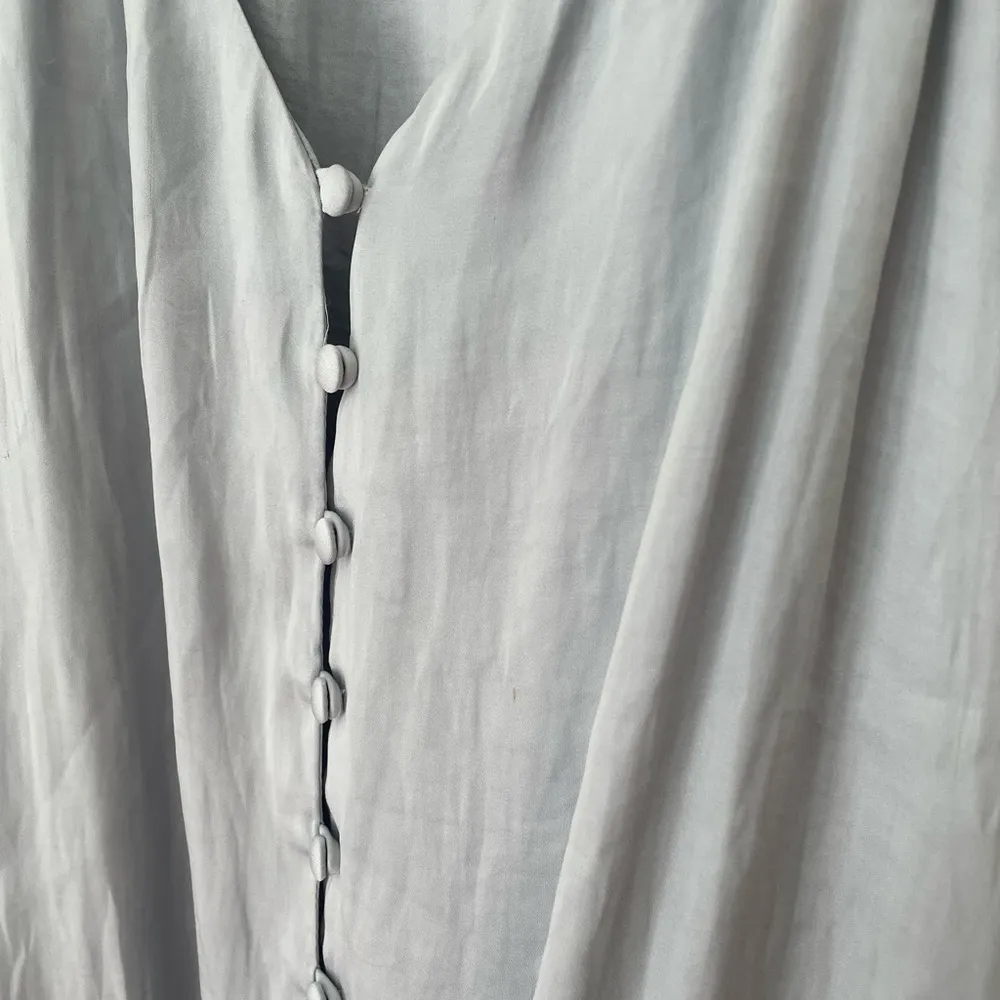 Dolan Sleeveless Blouse Top Light Blue Button Front FLAWS ~ Women’s Size M Size M - Image 9