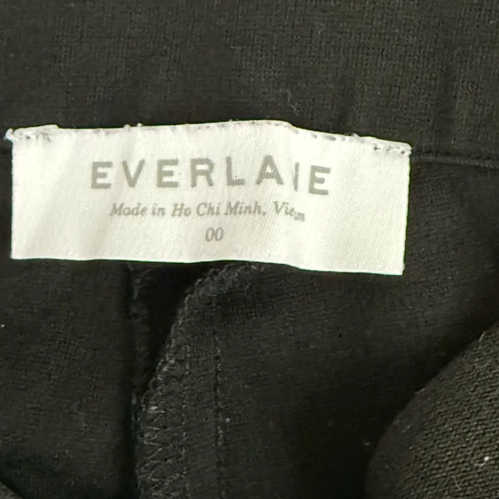 Everlane 00 ponte pants (2 pairs), 
 Pet and smoke free home. - Image 4