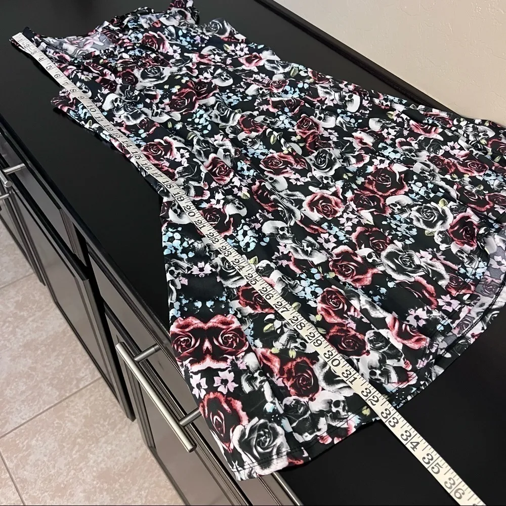 Hot Topic skulls and roses pinup keyhole back mini dress, stretchy, black,SM - Image 13