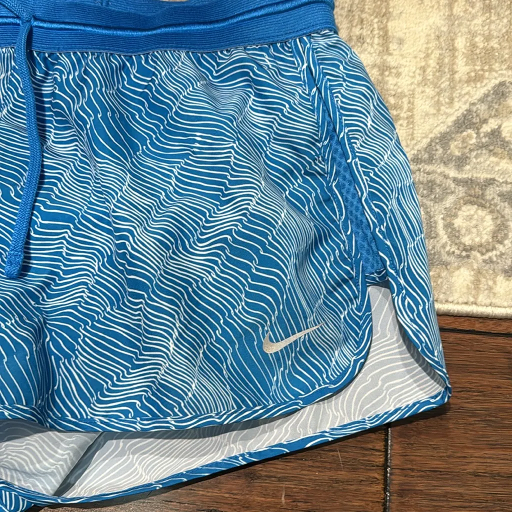 NIKE DRI FIT BLUE & WHITE ATHLETIC  RUNNING SHORTS - Image 7