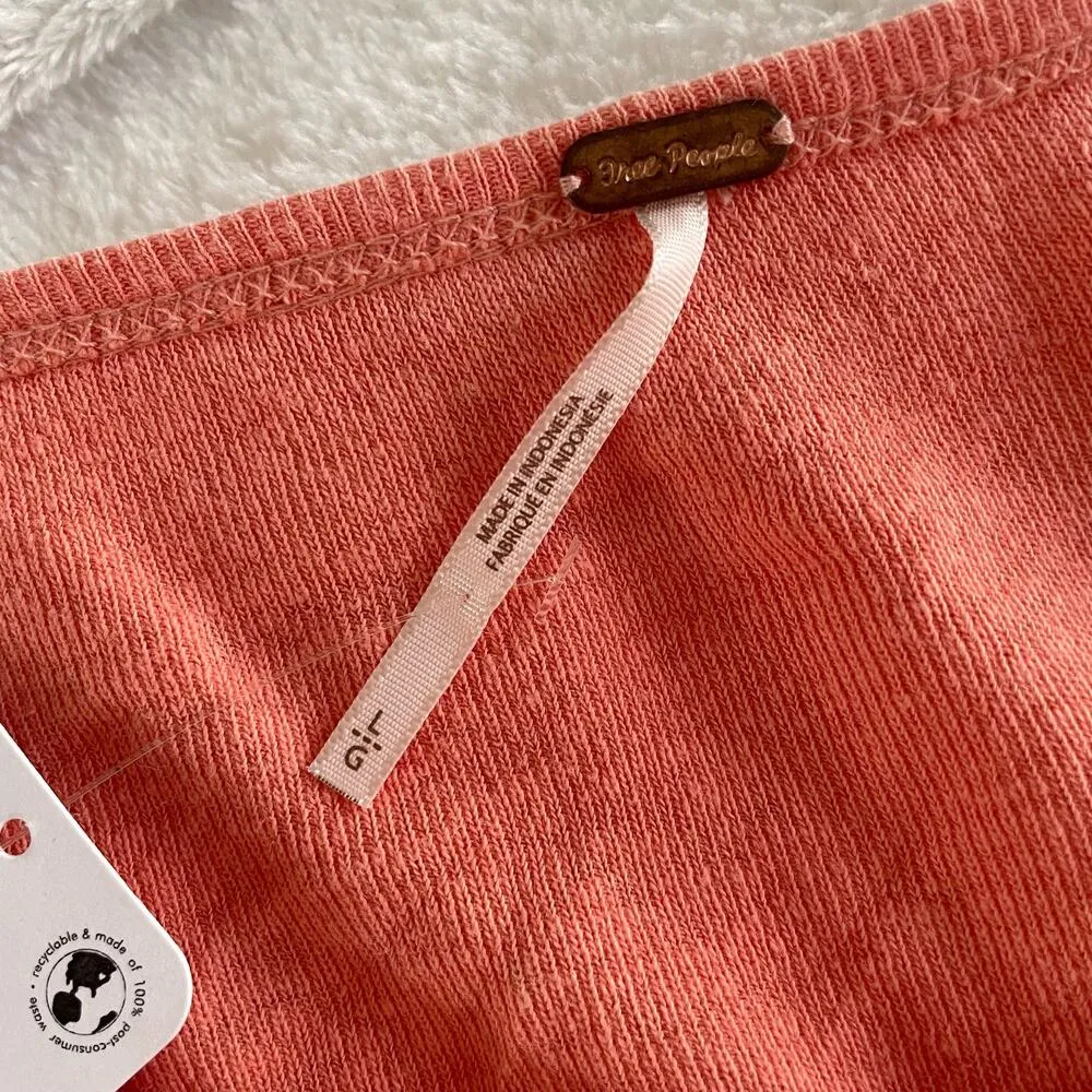 new nwt FREE PEOPLE GIRL TALK FLUTTER SLEEVE RUFFLE SUNNY PEACH SIZE LARGE - Image 4