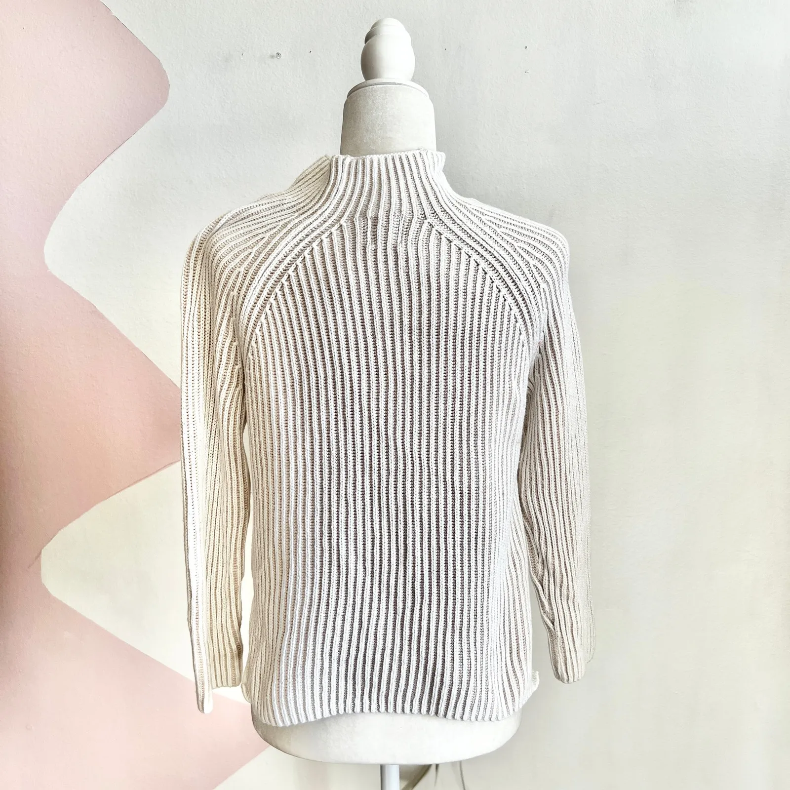 Gap  Cream Button Front Sweater Preppy Minimalist Classic Retro Small‎ - Image 2