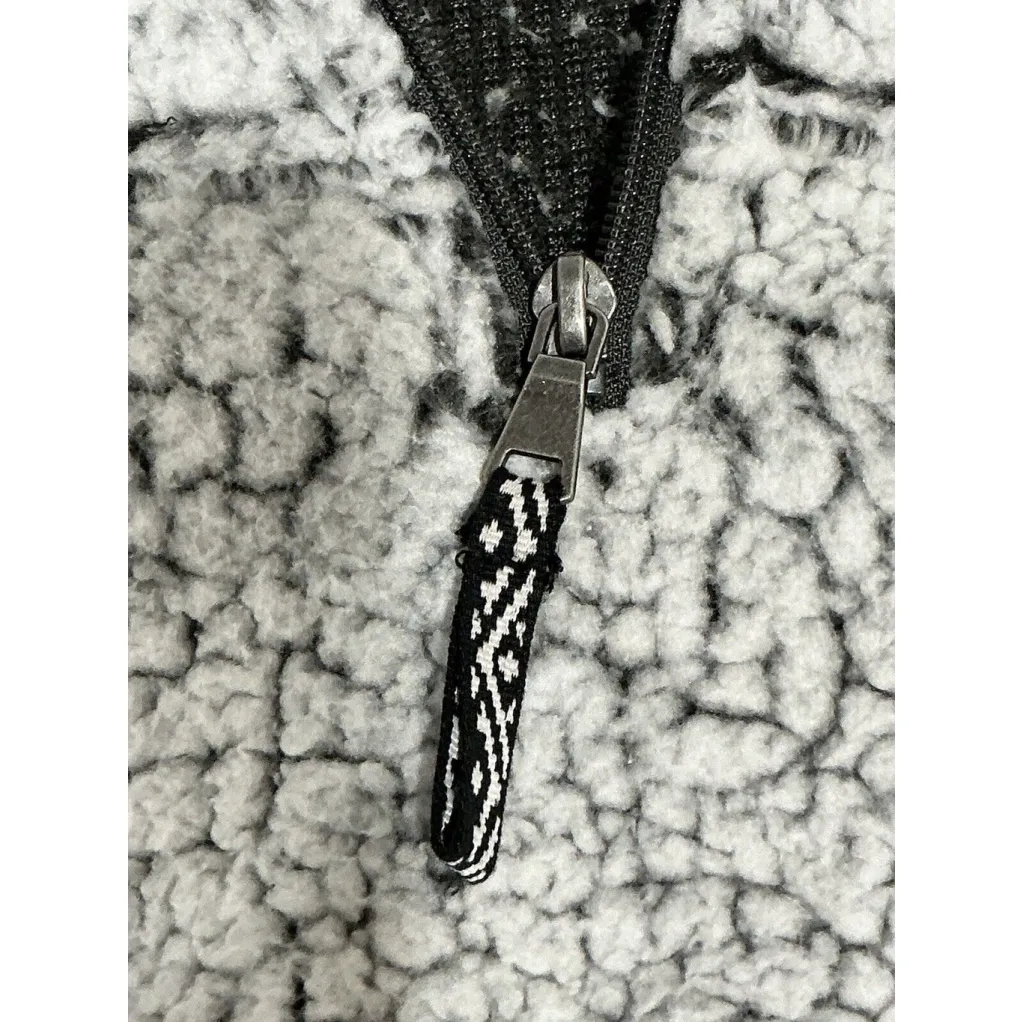 Woman’s Boxercraft Small Pullover Sherpa Sweatshirt White Black - Image 5