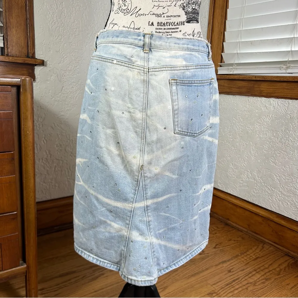Express Y2k Embellished Bleached Denim Mini Skirt Size 7/8 - Image 2