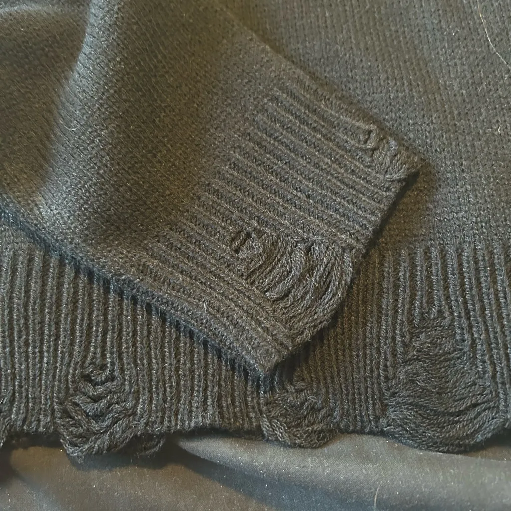 No boundaries cozy knit crop - Image 6