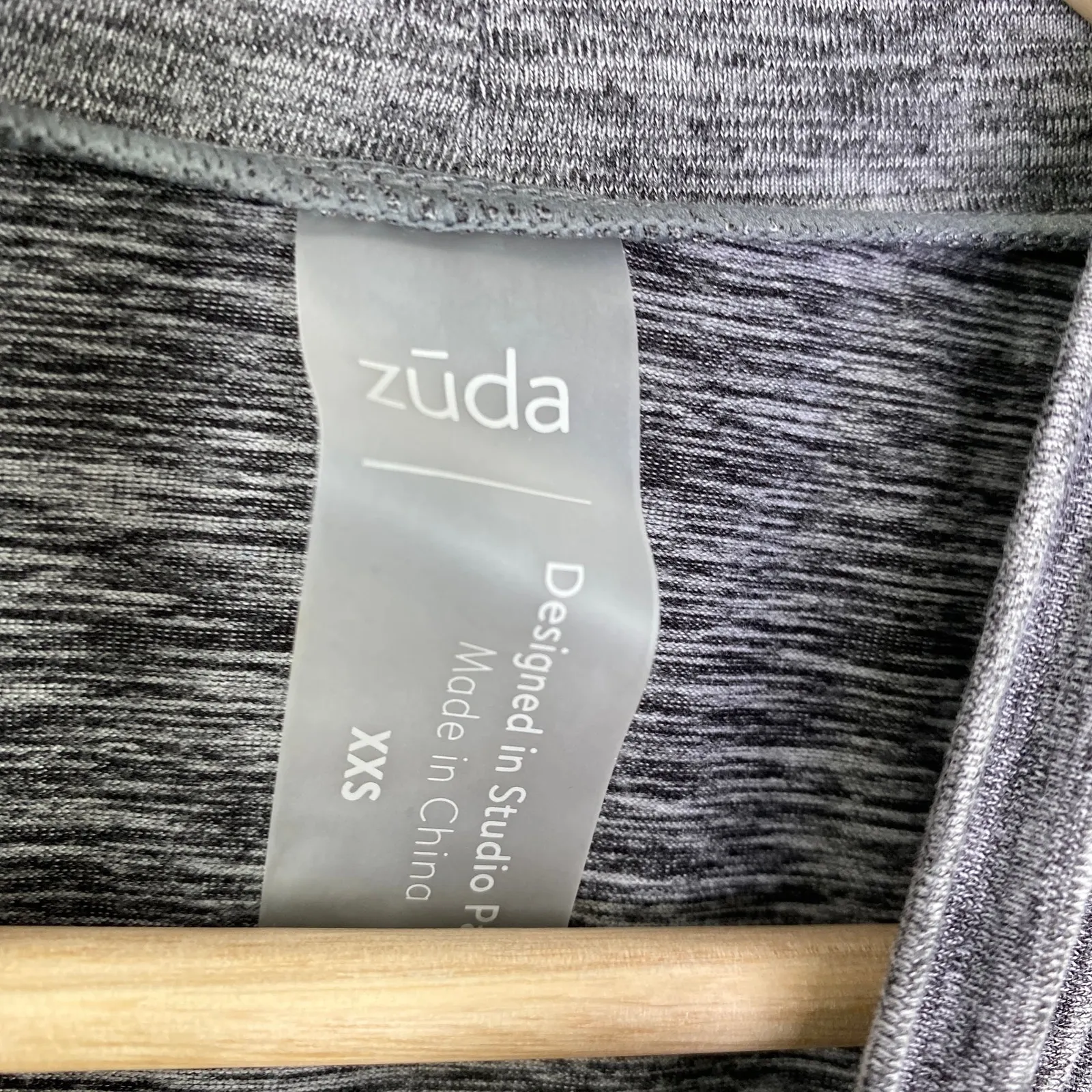 Zuda Heather Grey Mock Neck Long Sleeve Active Shirt Women's Size XX - Image 4