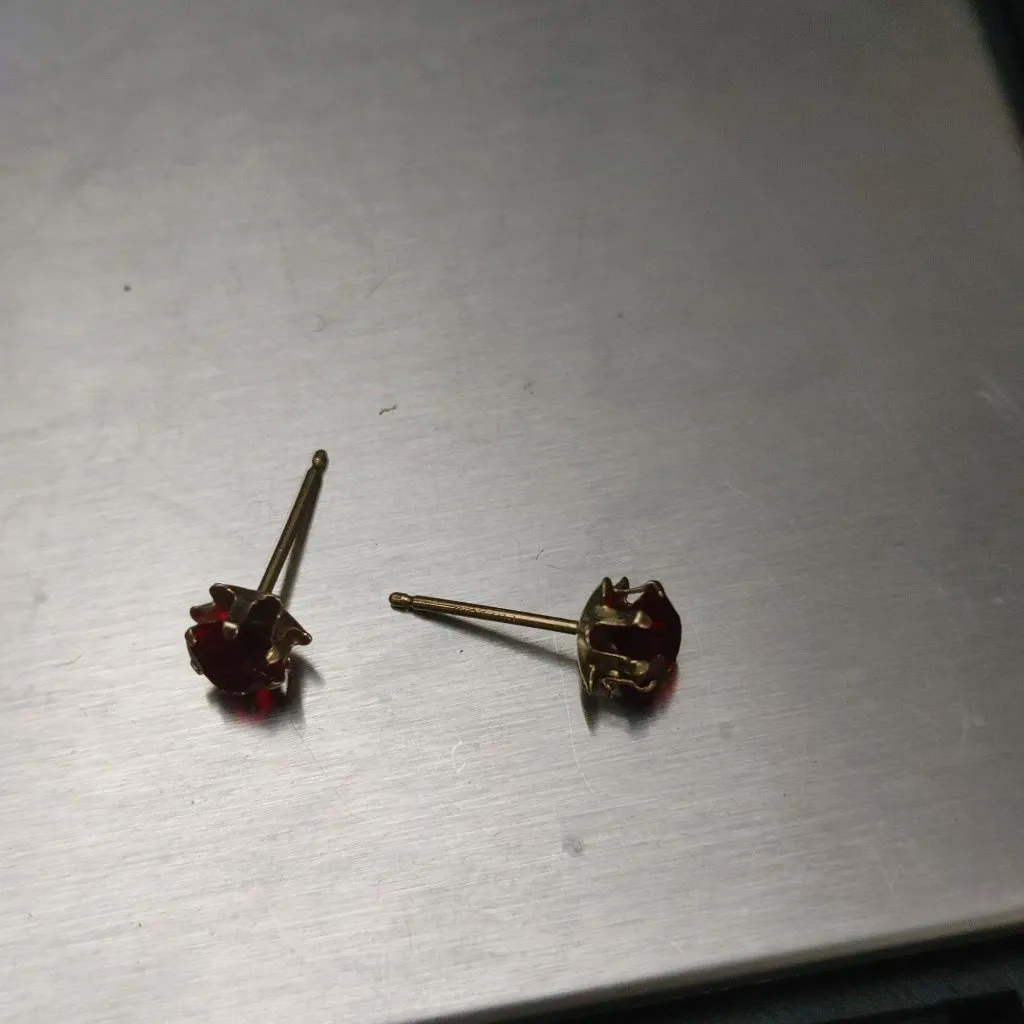 14K Yellow Gold Ruby Stud Earrings Round Red Gemstone 0.37g Minimalist Design - Image 7