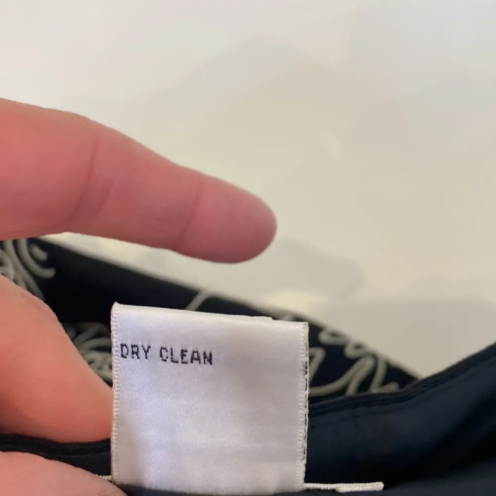 Talbots Petites Black w/Cream Embroidered Flowers A-Line Midi Skirt EUC Sz 14P - Image 7