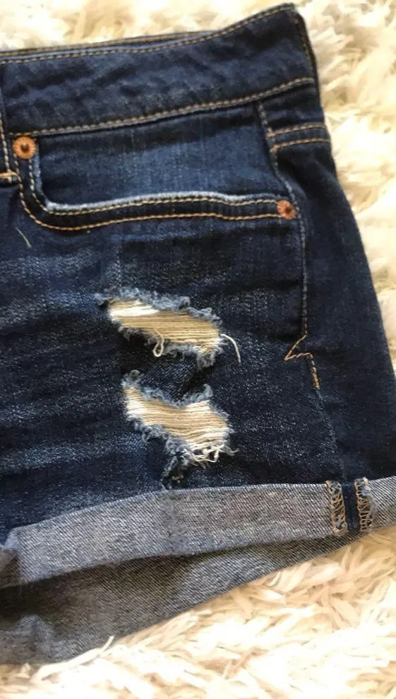Aeropostale Distressed Denim Shorty Shorts - Image 3