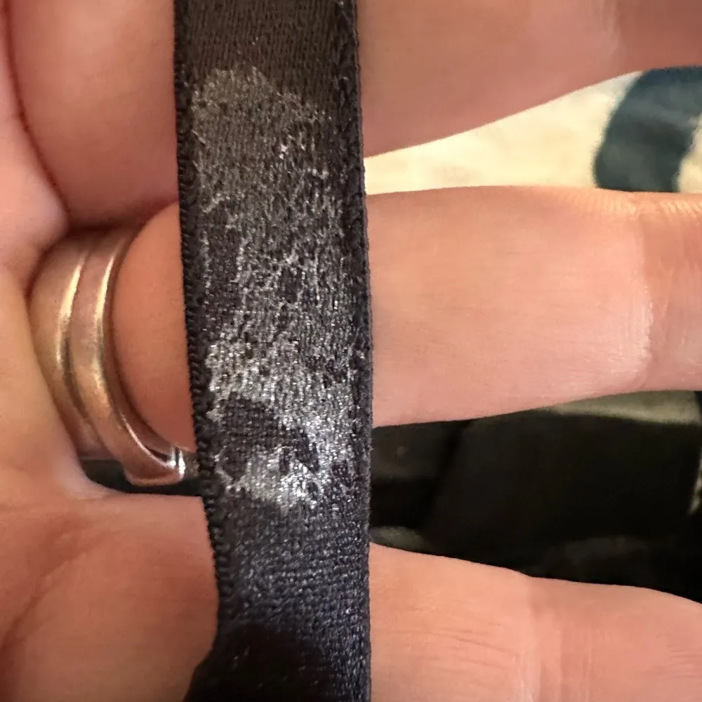 Calvin Klein Seductive Comfort Black Plunge Bra with Adjustable Straps 34D NWT - Image 4