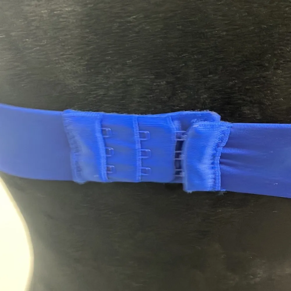 H&M Colbolt blue bra with removable straps woman’s size 34 A - Image 7