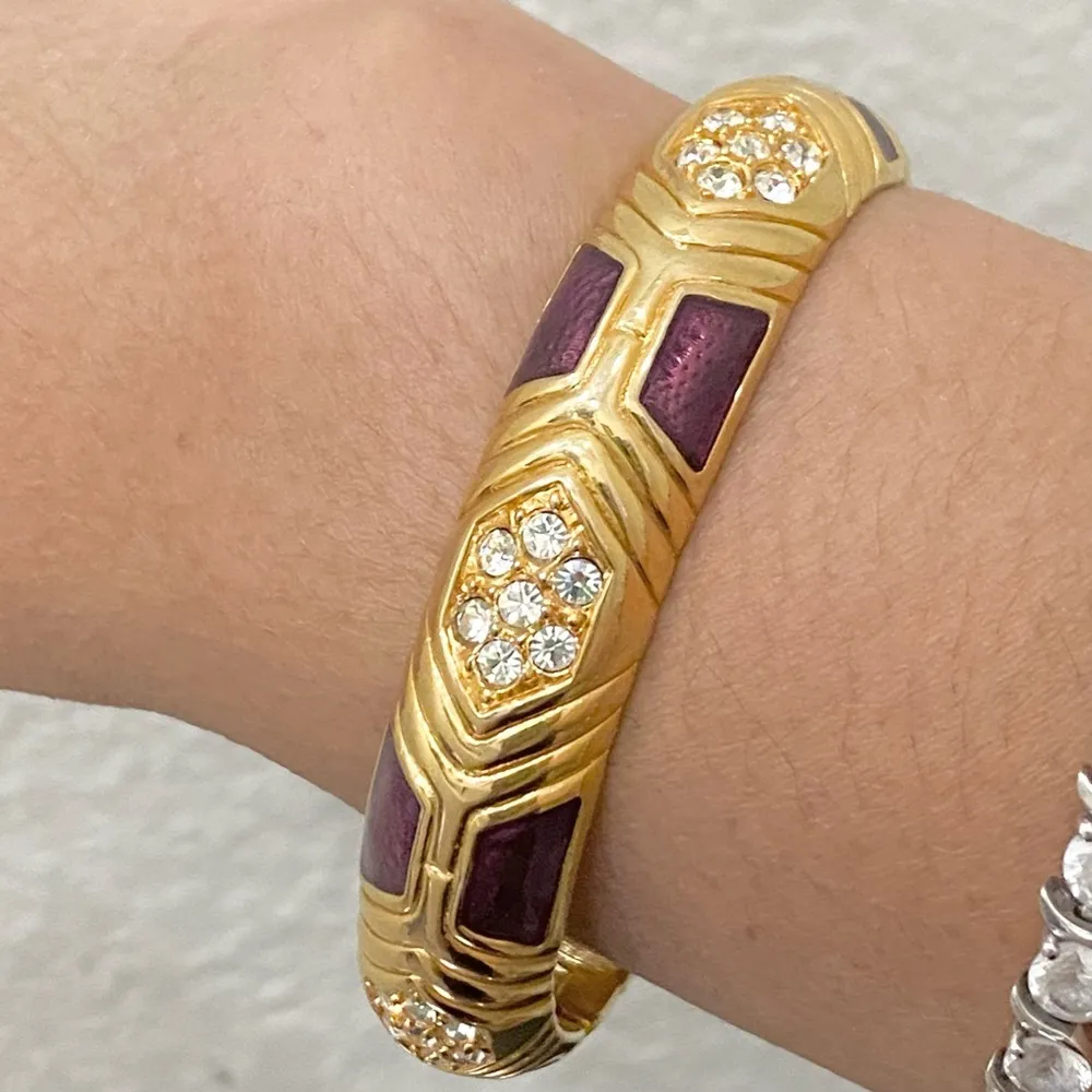 Retired JOAN RIVERS Wine Red Enamel Pave Rhinestone Goldplated Hinged Bracelet
‘ - Image 6
