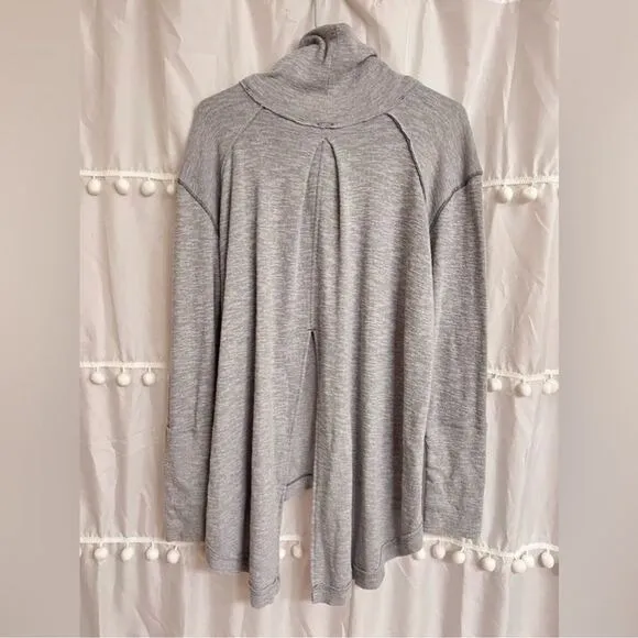 Free People We The Free Long Sleeve Turtle Neck Split Back Top Grey Size Medium - Image 4