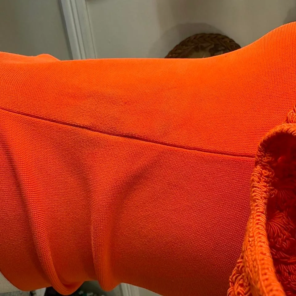 Alice + Olivia Women's Size Small Caley Crochet Puff Sleeve‎ Orange Cropped Top - Image 4