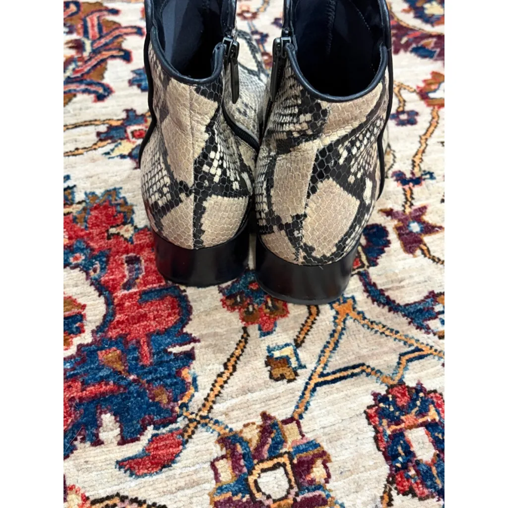 Aquatalia Made in Italy Snake Print Leather Ankle Boots Block Heel Zip 8.5 - Image 2