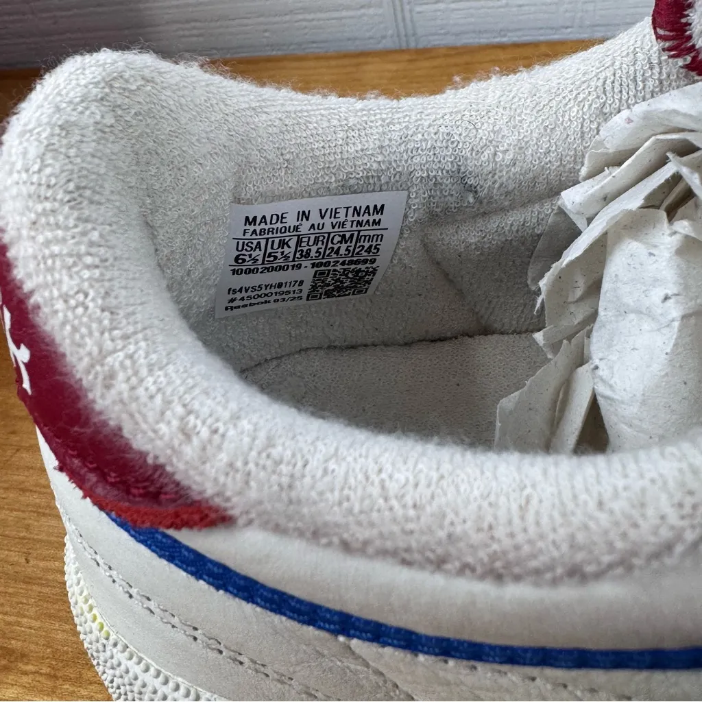 Reebok x Madewell Club C 85 Vintage Sneakers Chalk/Blue/Red M 6.5 W 8 w/ Box - Image 8