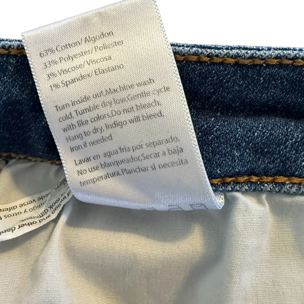 Risen brand distressed boyfriend fit jeans, women’s size 9/29 - Image 8