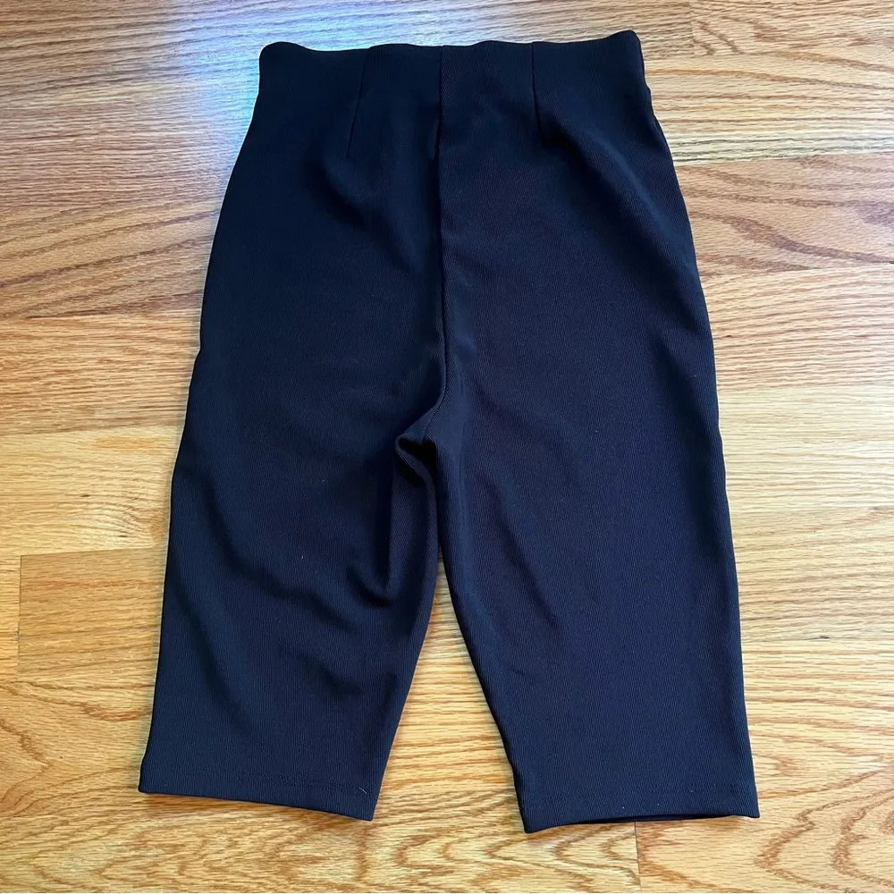 Zara black ribbed shorts size small - Image 2