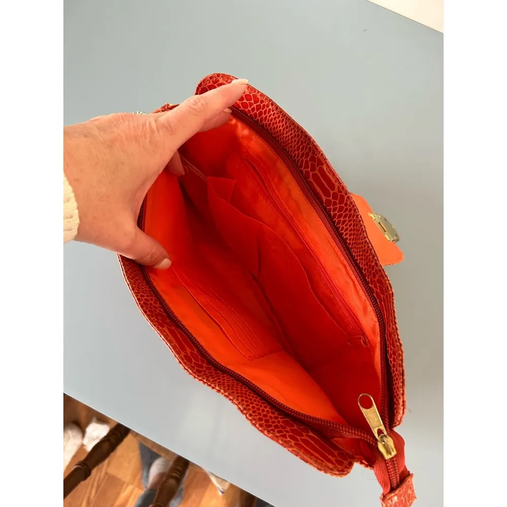 Unbranded womens purse orange faux crocodile pattern wristlet zipper buckle - Image 4