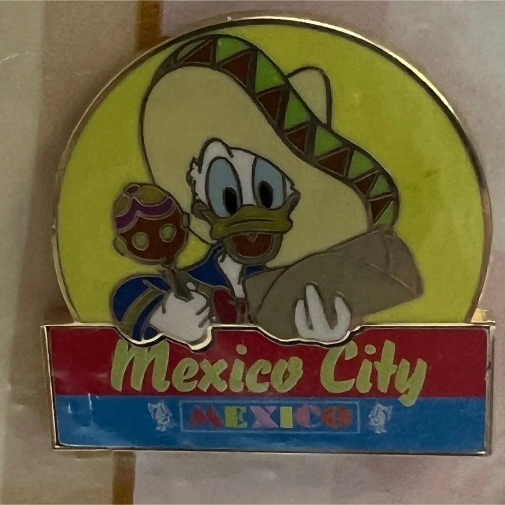 Disney Epcot International Food and Wine Festival Pin Set from 2009 - Image 6