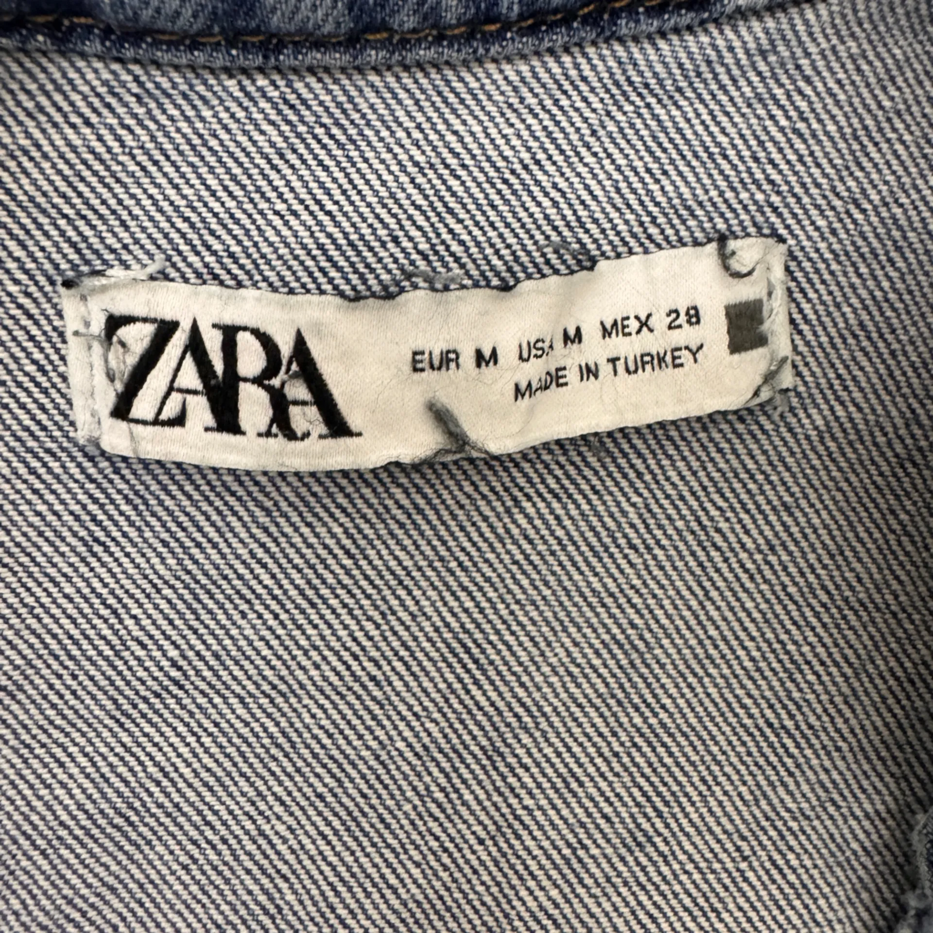 ZARA MINI DENIM SHORT SLEEVE DRESS Size Medium 

$ - Image 11