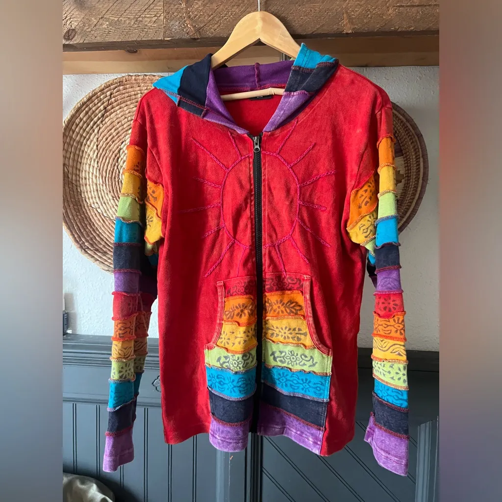 Boho Greater Good Sunshine Daydream Hoodie Jacket s/m
Fair trade Red - Image 4