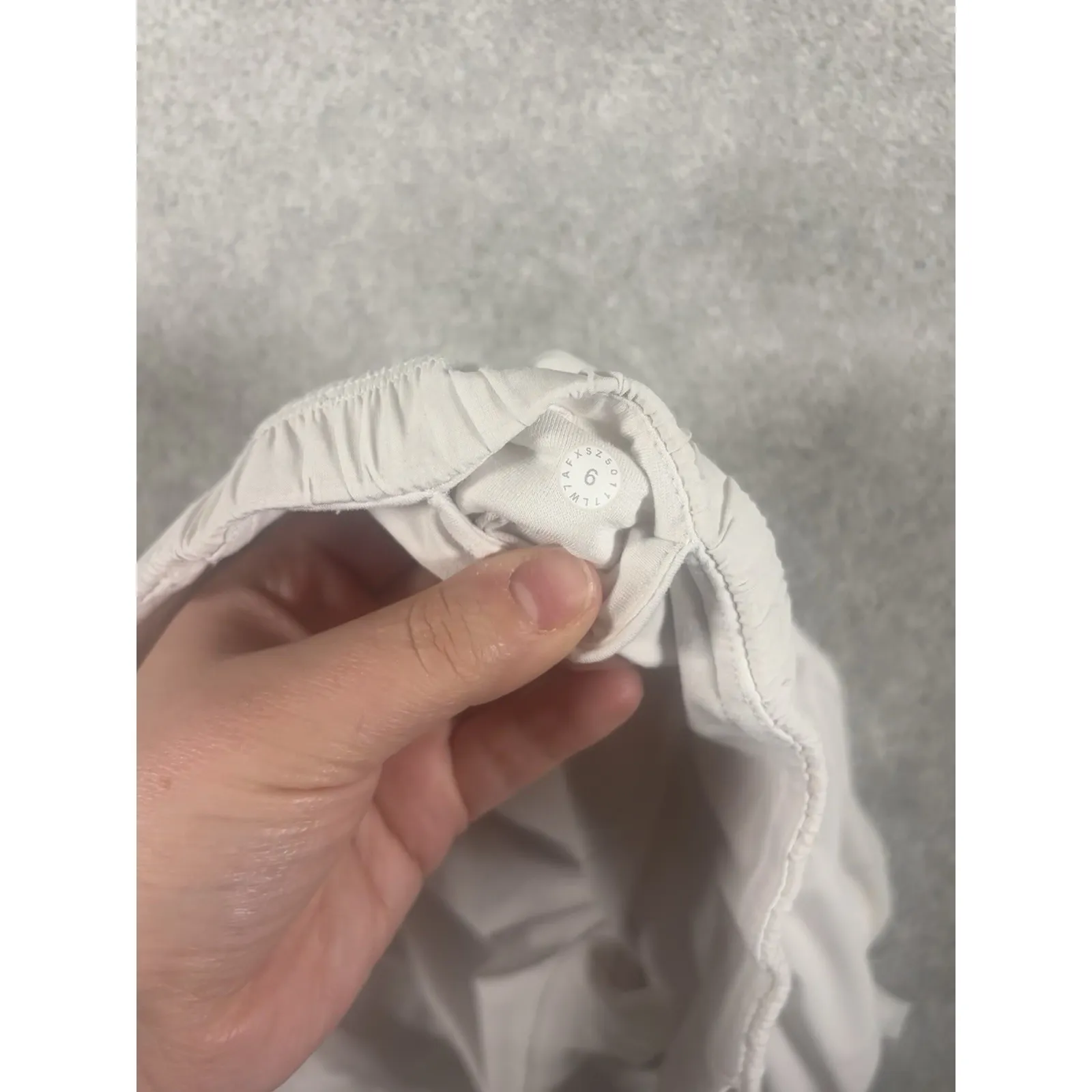 Lululemon Shorts Women 6 White Anew Running Yoga Gym Casual 4" Inseam - Image 6