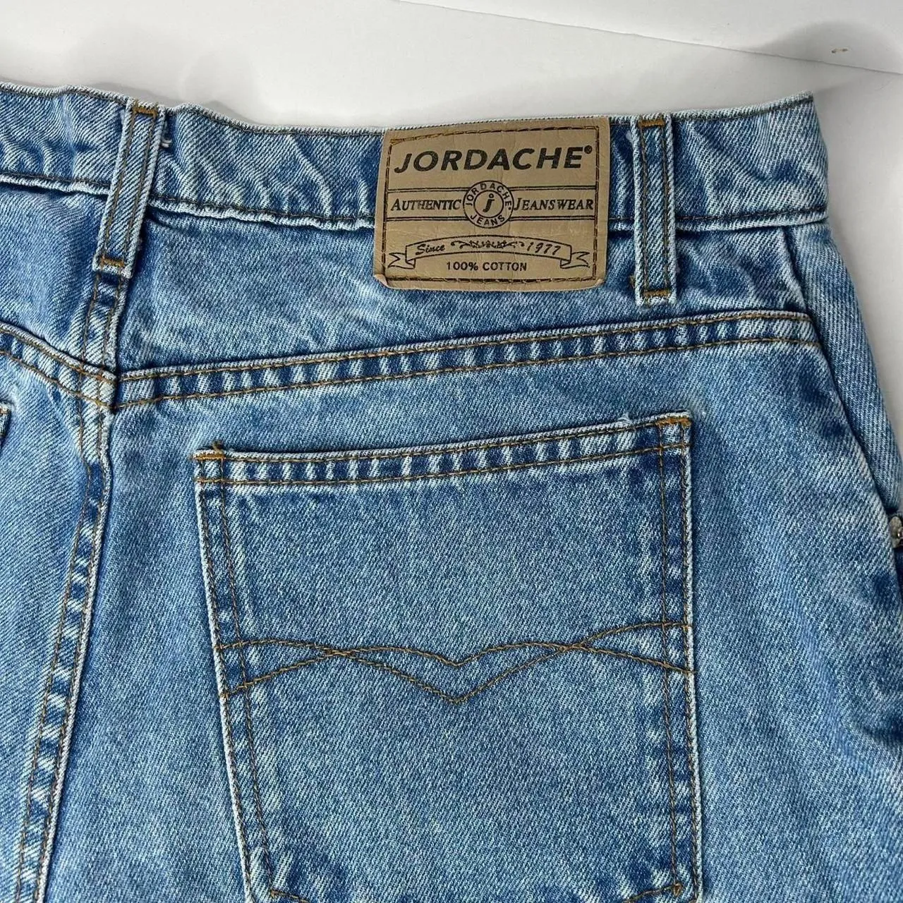 Jordache vintage Y2K 2000s retro  High-waisted blue button fly denim shorts - Image 7