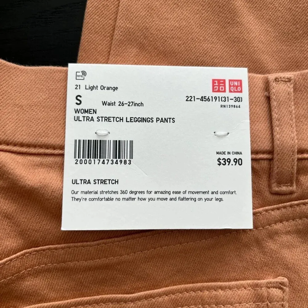 UniQlo Ultra Stretch Legging Pants Size Small Light Orange/Pumpkin Color - Image 5