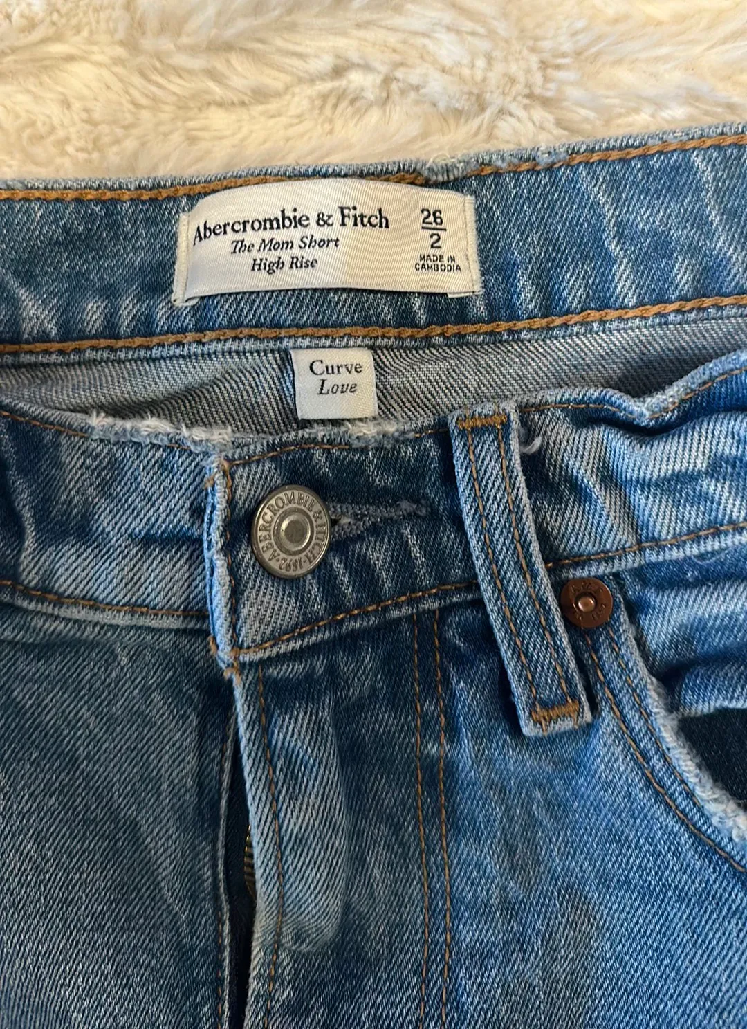 Jean Shorts - Image 3