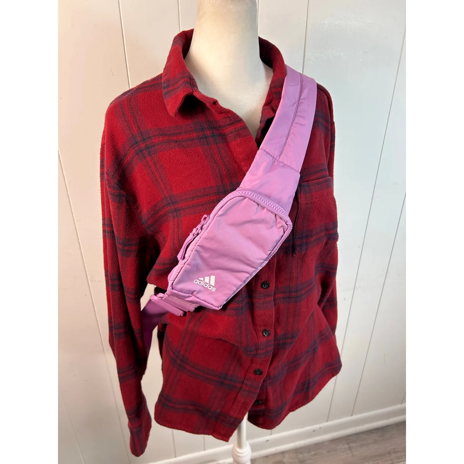 Adidas essentials two sling Crossbody bag in Preloved Purple. New with Tag - Image 4