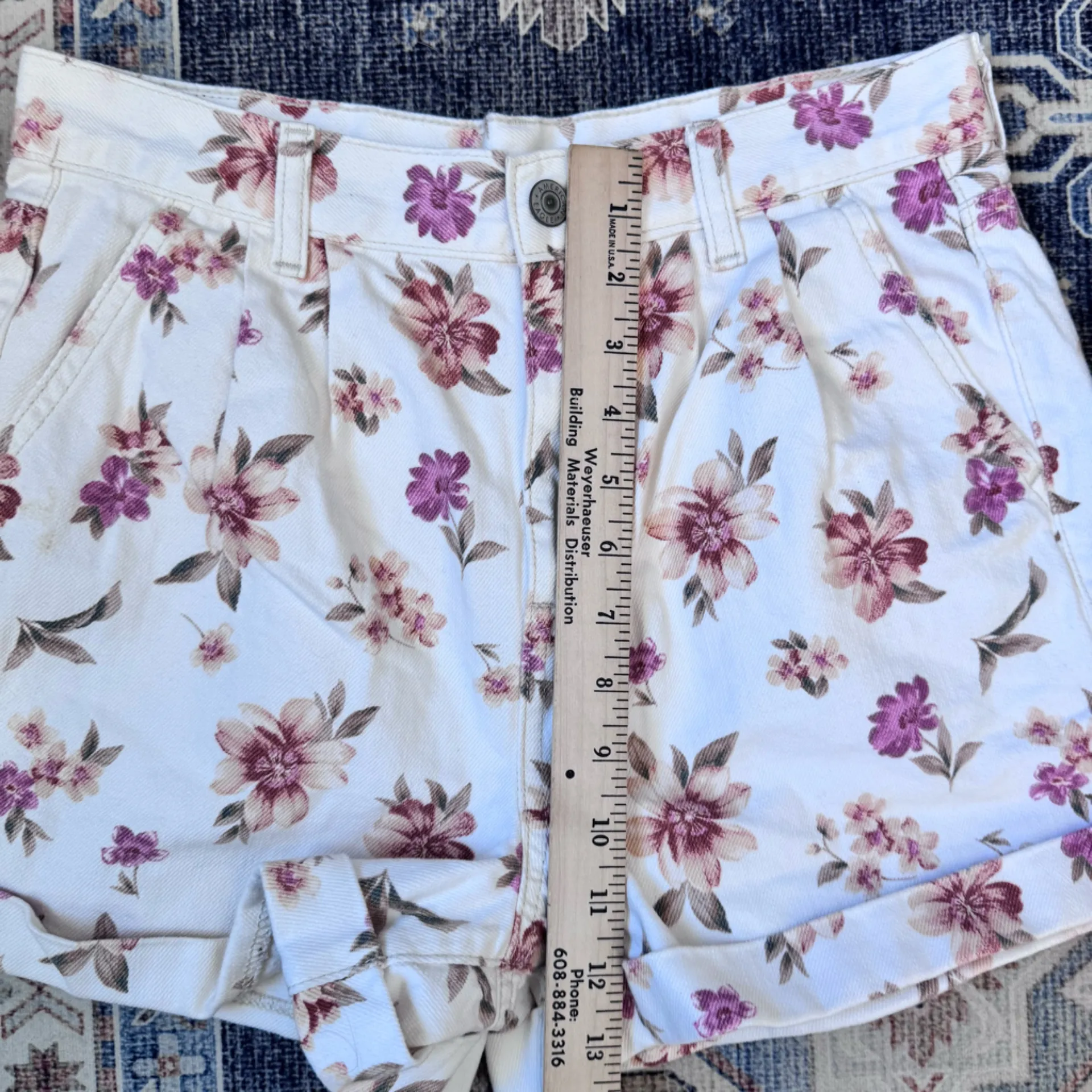 American Eagle White Floral Denim Mom Shorts Women’s Size 4 100% Cotton - Image 15