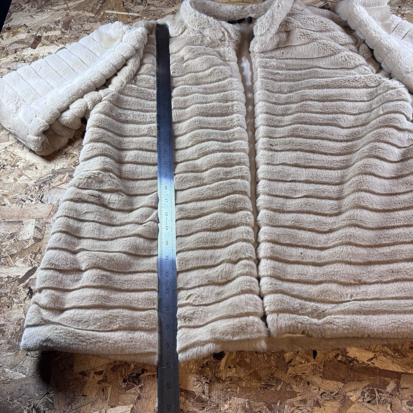 Suzanne Betro Faux Fur Ribbed Plush Jacket Beige Open Front Women's 1X Cozy - Image 6