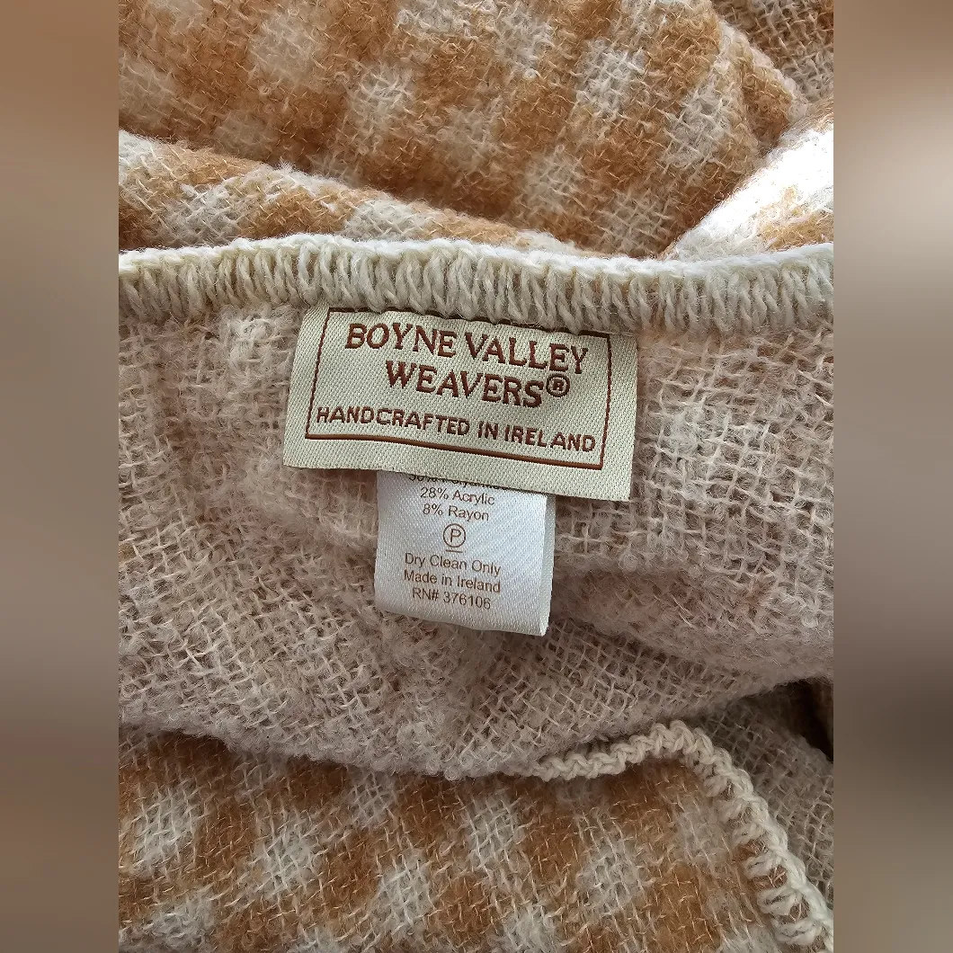 Boyne Valley Weavers Women's Wool Plaid Shawl Wrap Hand Made Ireland Tan - Image 2