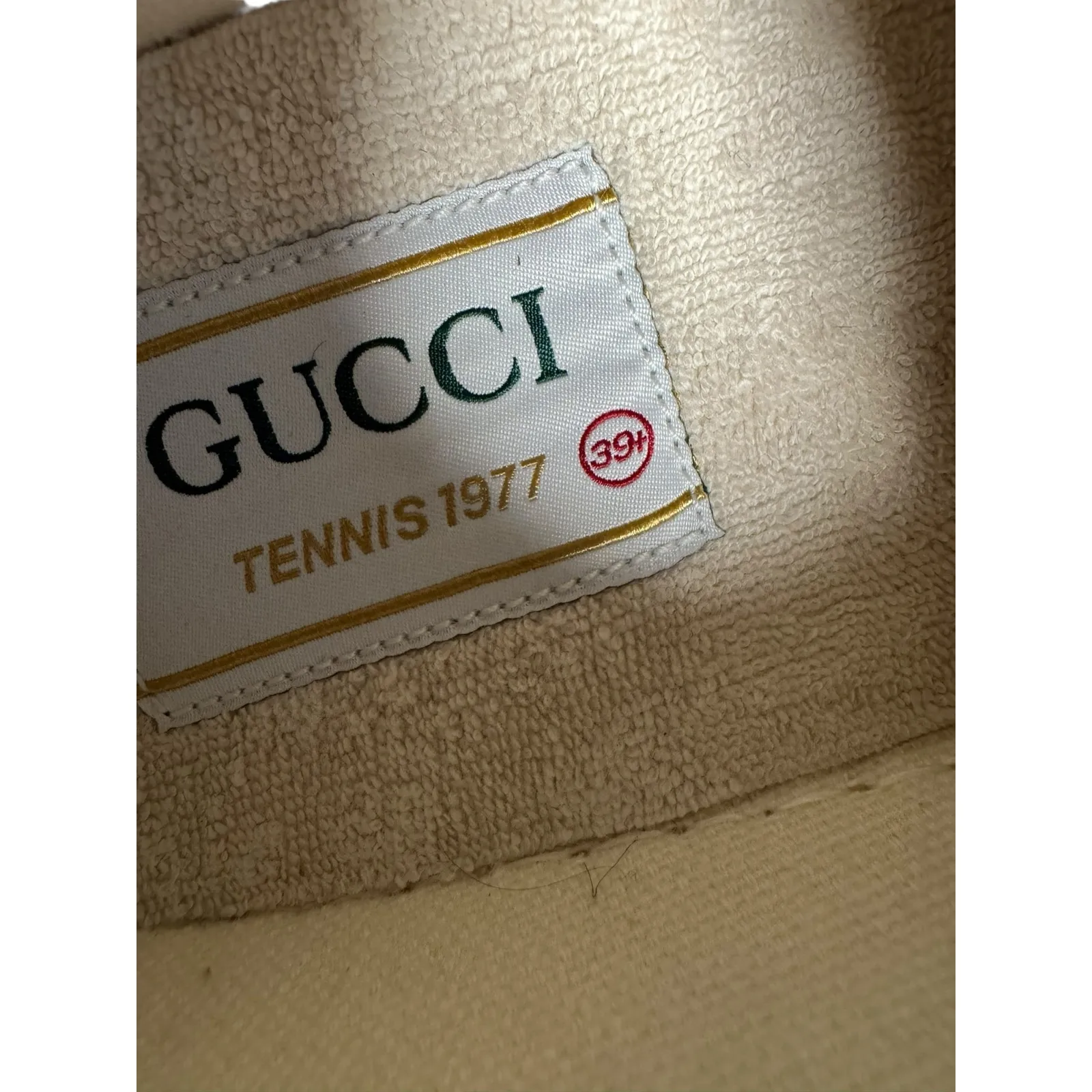 Gucci NIB Tennis Treck Platform Sneakers in Pink Monogram Canvas Size 39 - Image 14